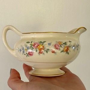 Homer Laughlin Eggshell Nautilis pattern creamer Grandmillinnial Cottage Core